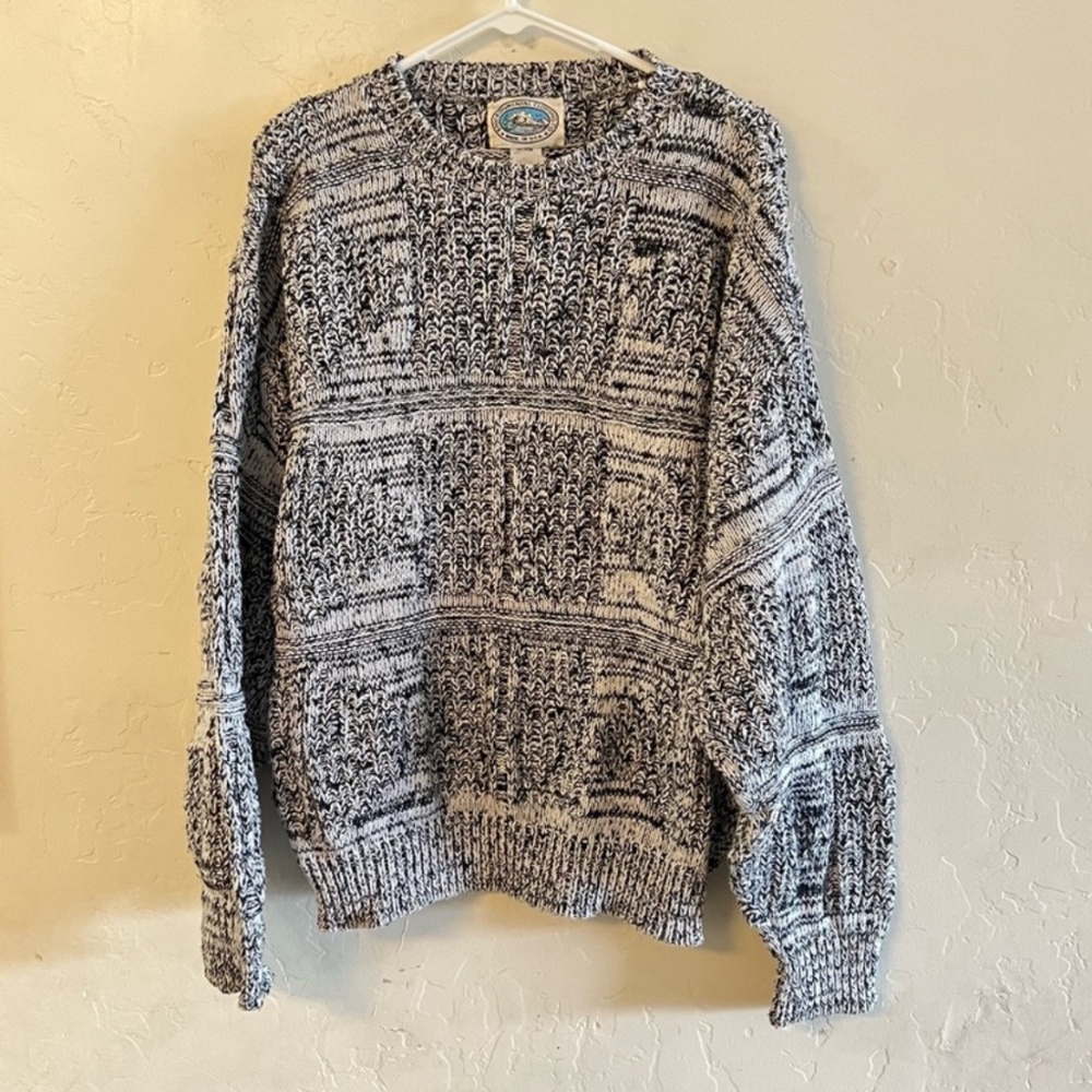 Vintage Environmental Clothing Co Black & White Cable Knit Sweater Large